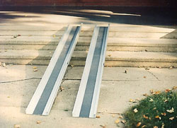 TELESCOPIC RAMPS